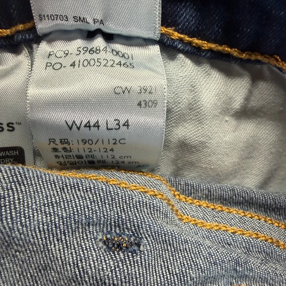 Levi's 502 Jeans Mens 44x34 Blue Cotton Denim Tapered Leg Faded Workwear Stretch